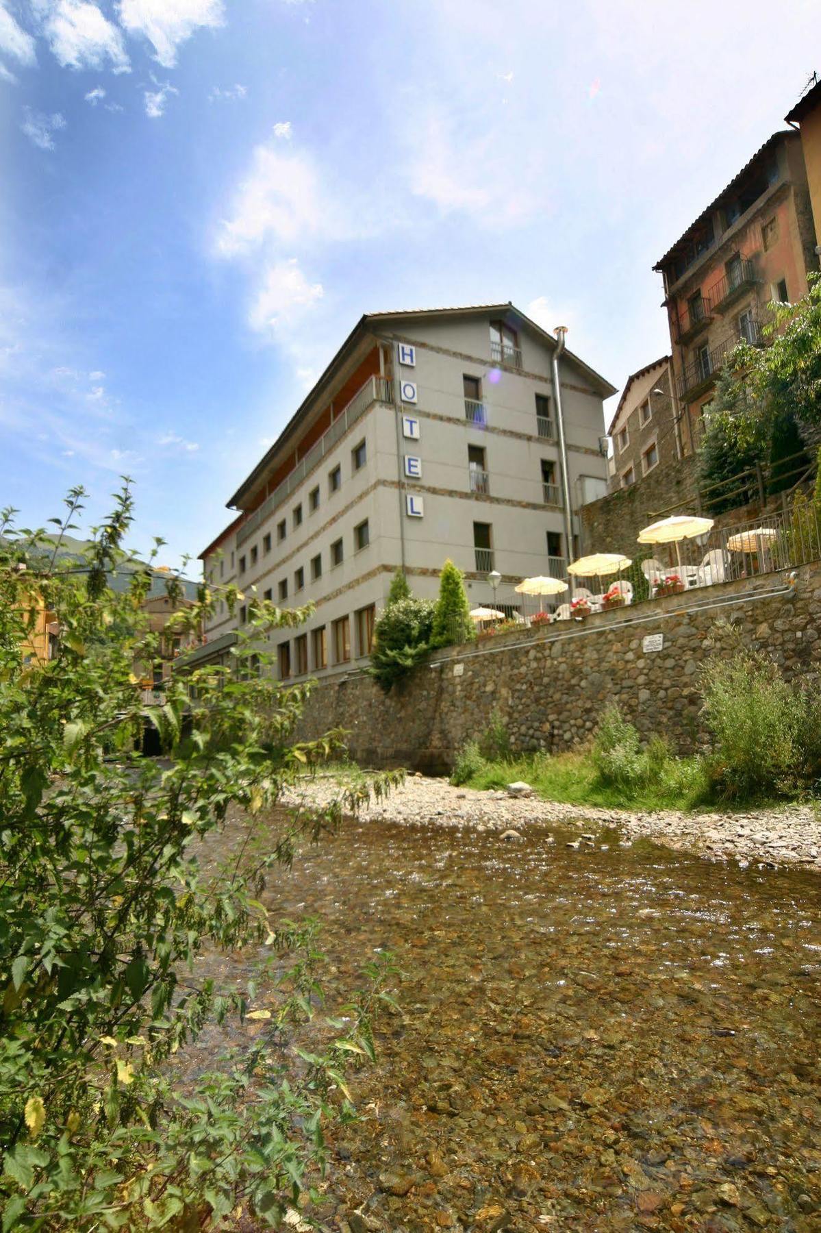 Hotel Sant Antoni Ribes De Freser Εξωτερικό φωτογραφία